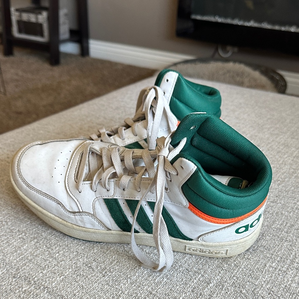 Adidas hoops